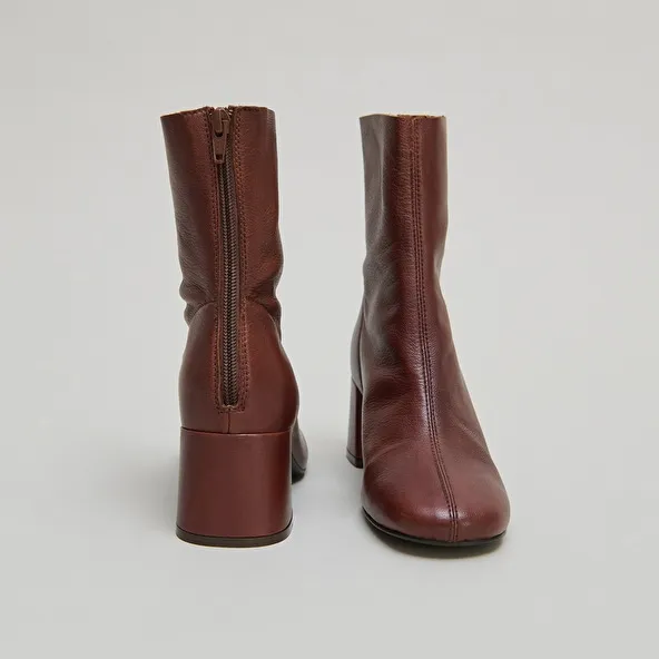 Ankle boots with rear zips in brown grained leather