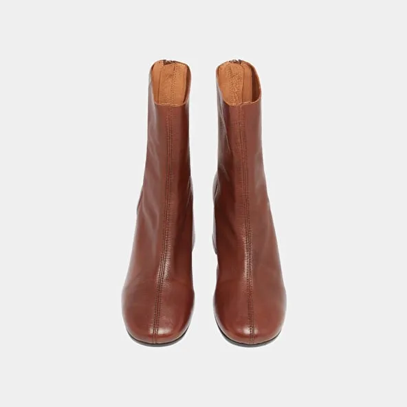 Ankle boots with rear zips in brown grained leather