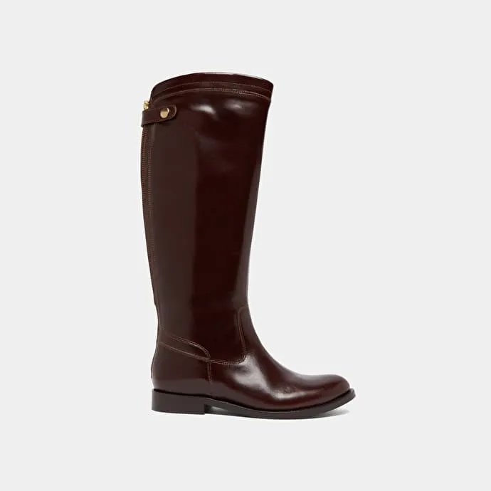 Boots with back zips in brown leather