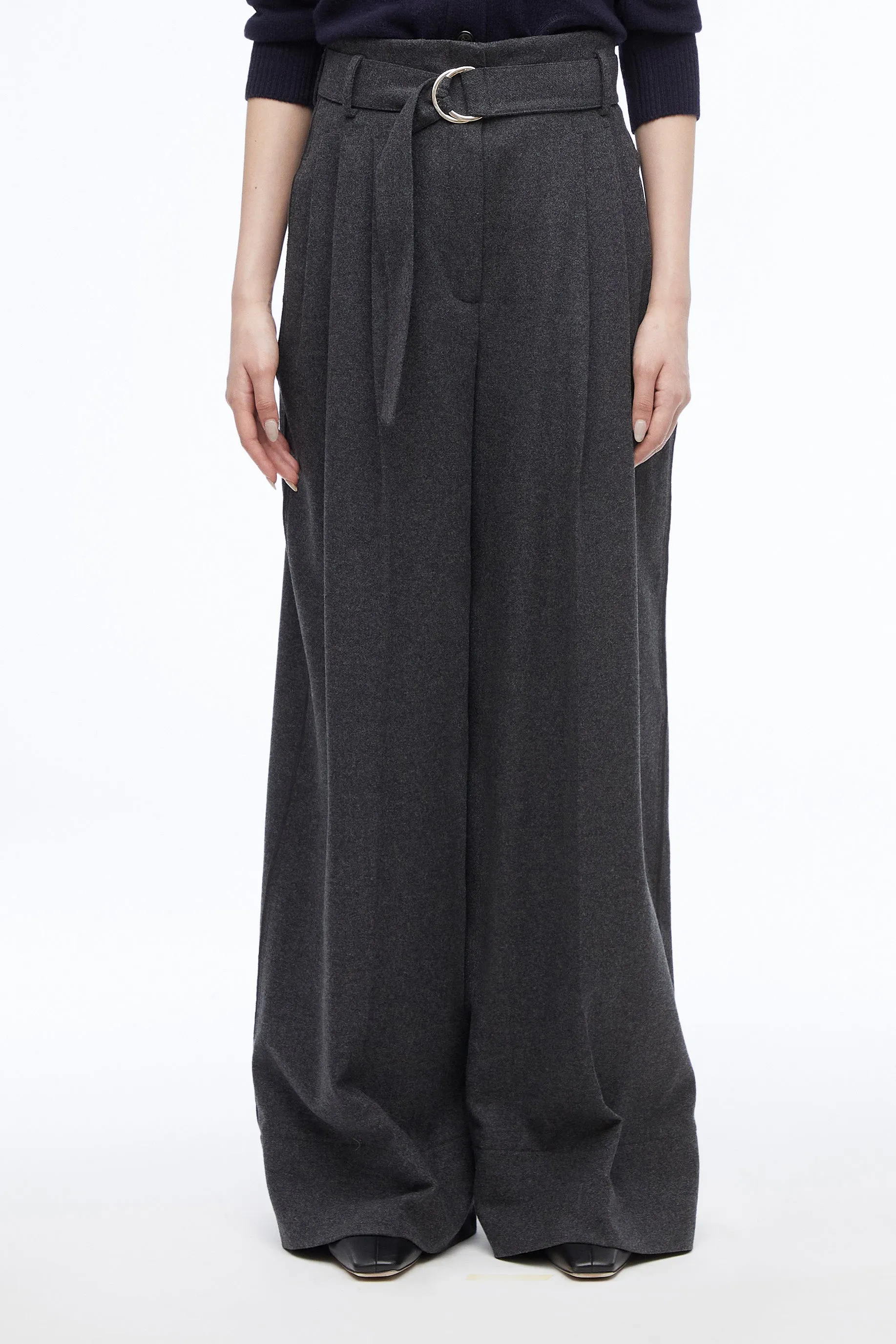 Oversized Pleated Pant