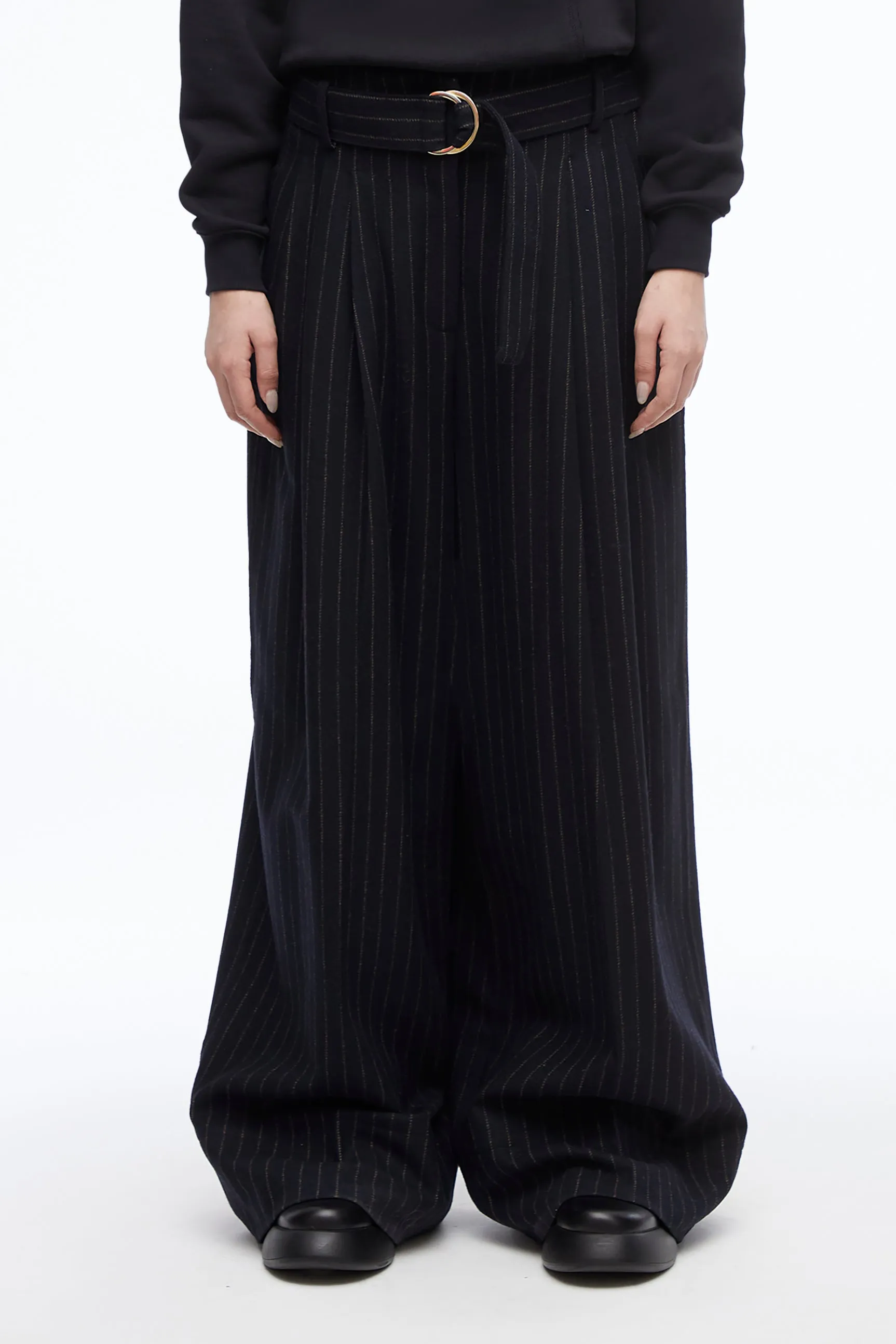 Oversized Pleated Pant