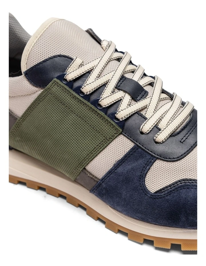 Queensberry Sneaker in Blue