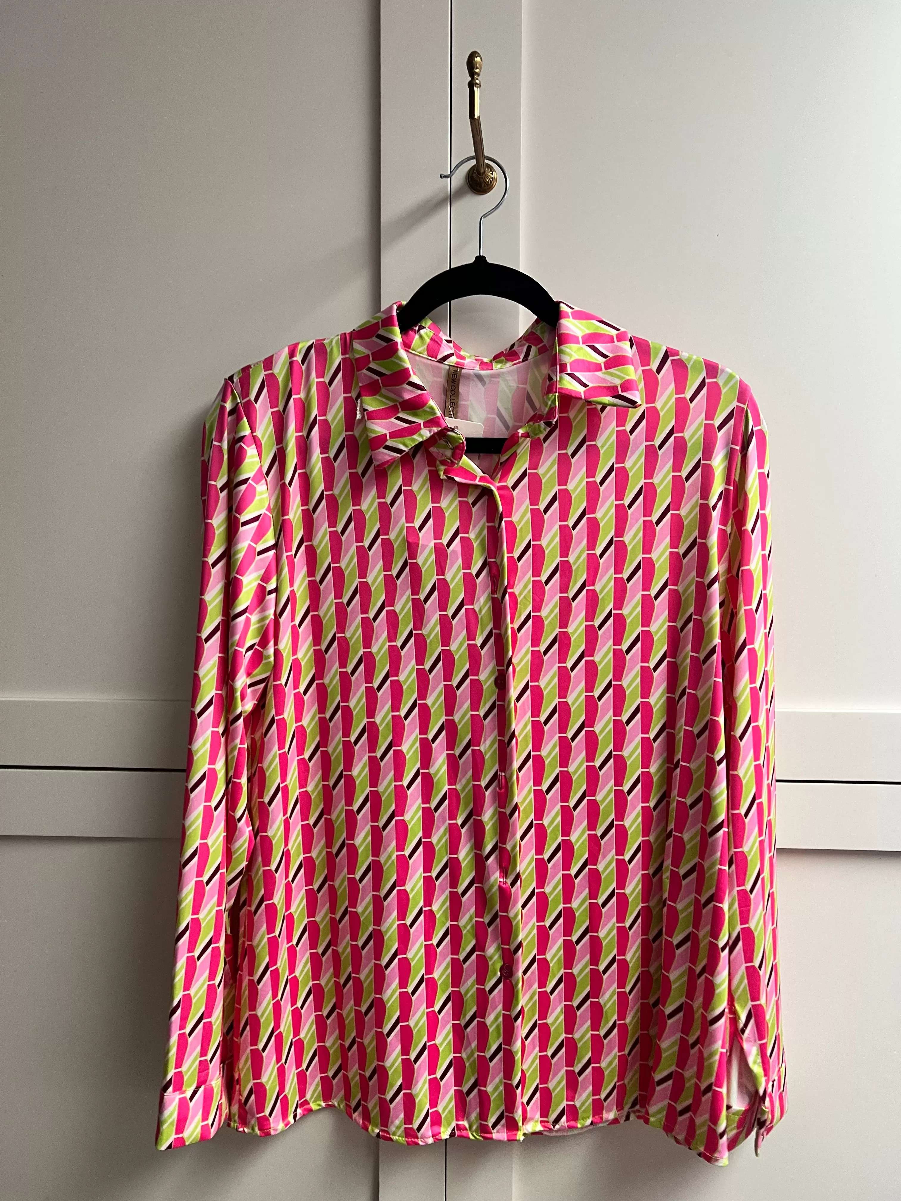 Silky Stretchy Blouse | Diagonal Stripes