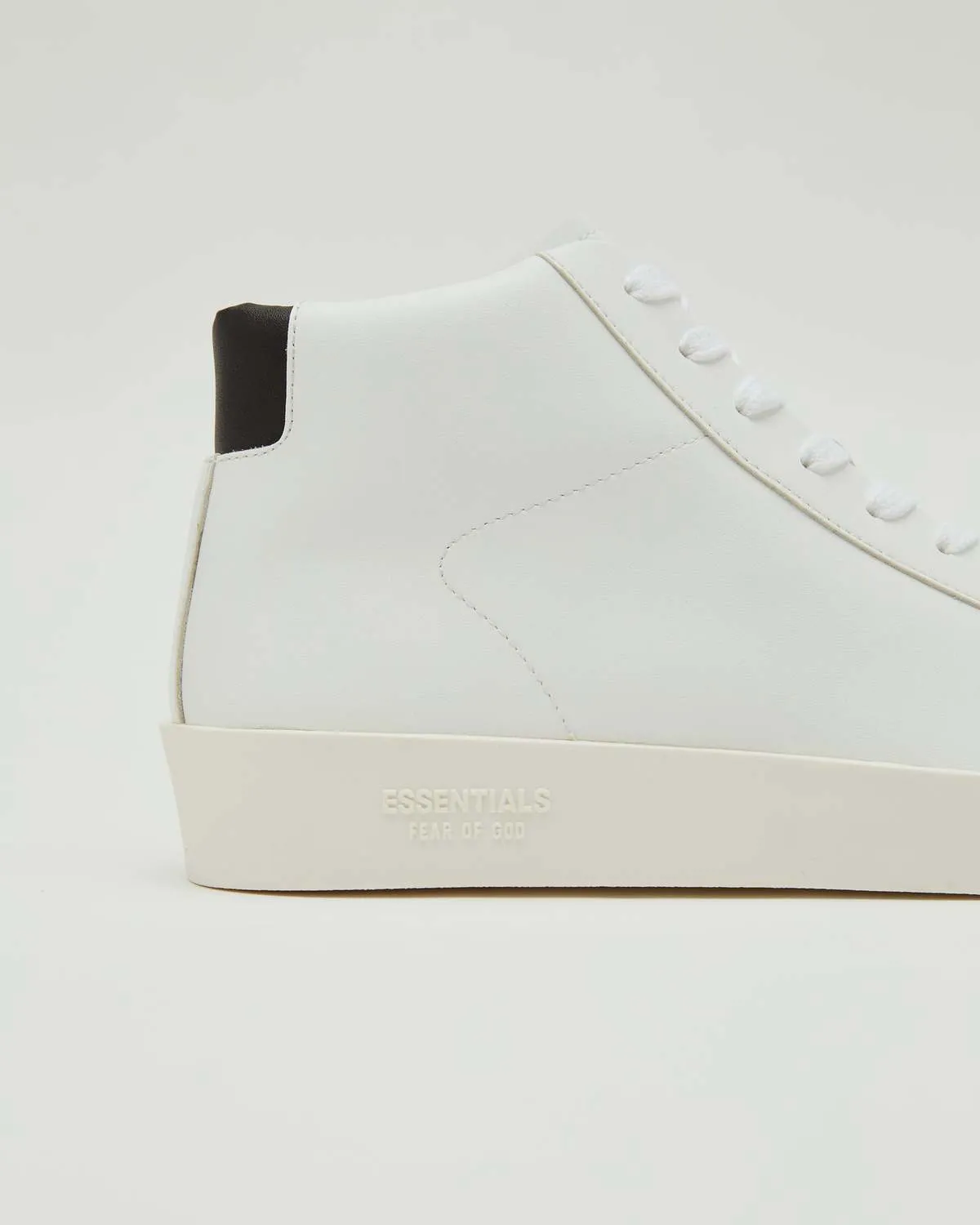 Tennis Mid Sneaker - White