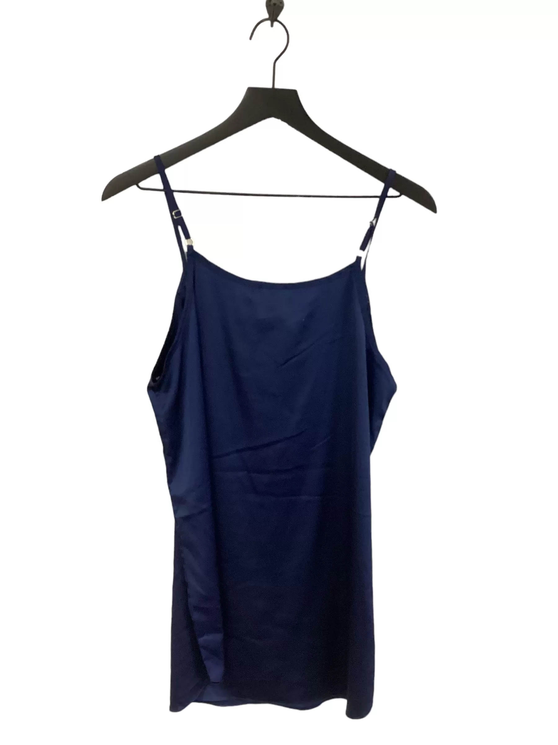 Top Sleeveless By Clothes Mentor  Size: M