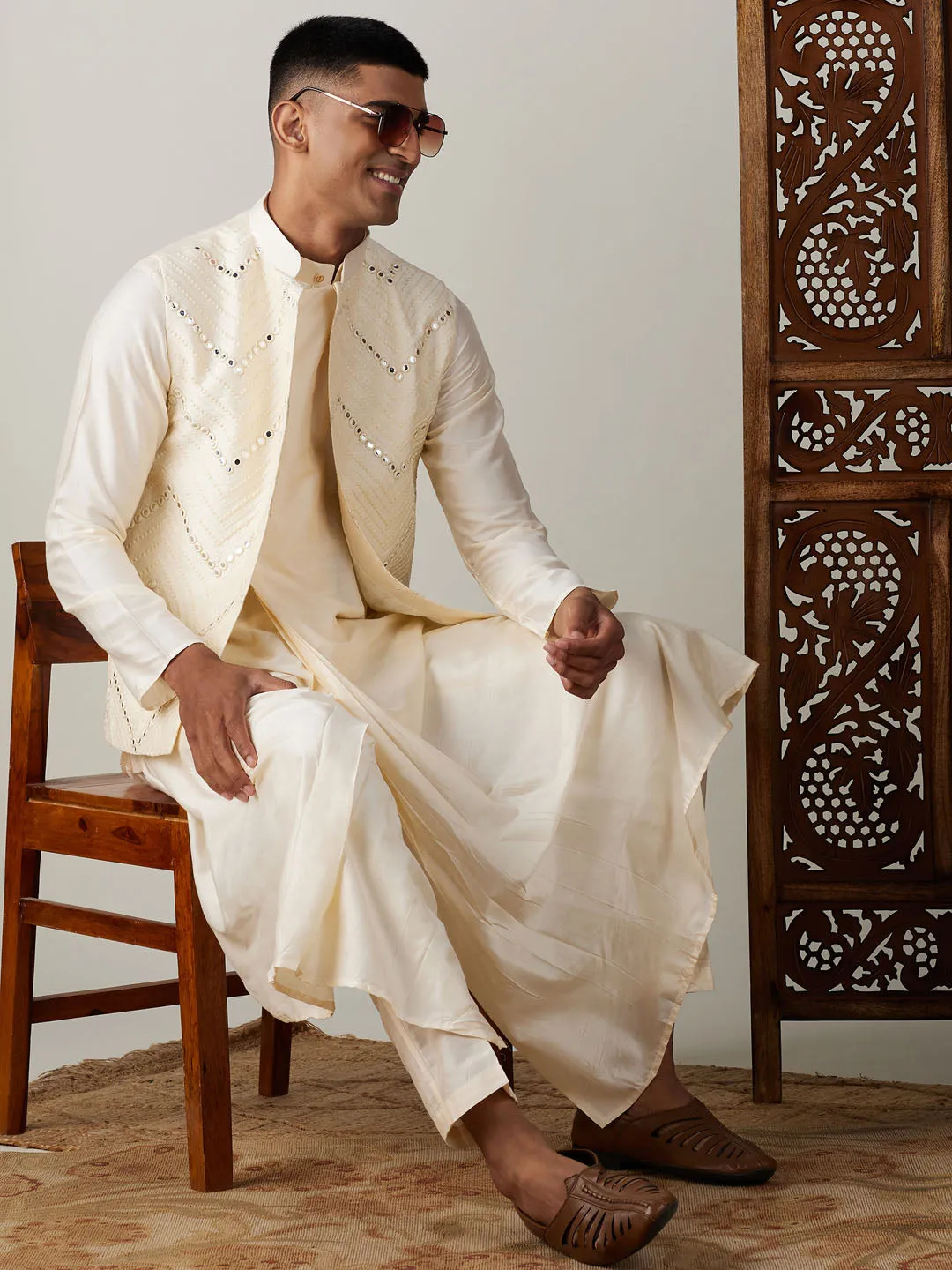 Vastramay Men's Cream Mirror Jacket With Pleated kurta pyjama Set